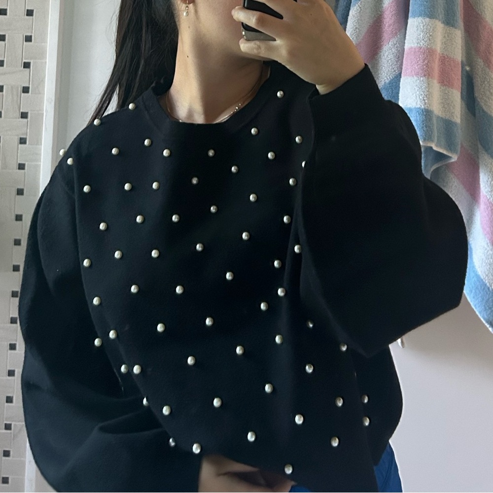 Zara Black Crew Neck Sweater Timeless Knit Design